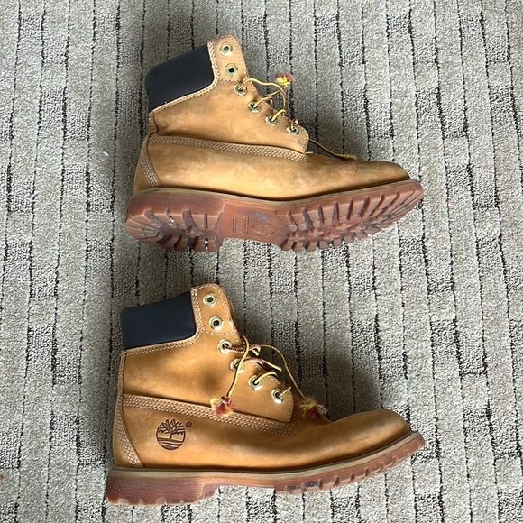 Timberland Shoes - Timberland boots in brown